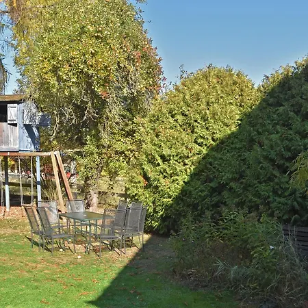 Spacious In Hesse With Garden