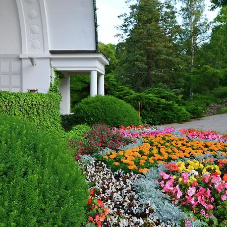 Spacious In Hesse With Garden
