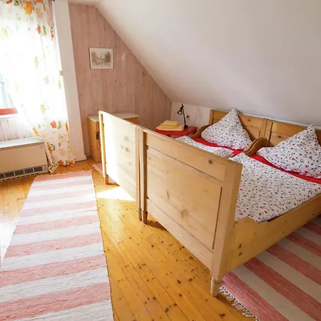 Geraeumiges In Hessen Mit Garten Prázdninový dům *