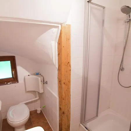 Geraeumiges In Hessen Mit Garten Hébergement de vacances Waldeck (Hessen)