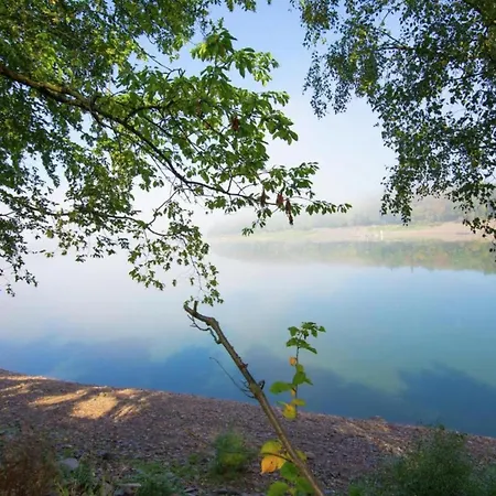 Prázdninový dům Geraeumiges In Hessen Mit Garten