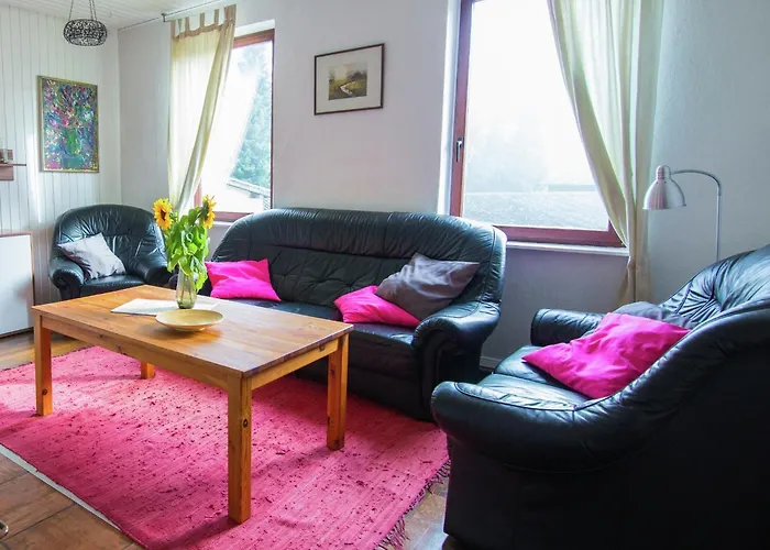 Geraeumiges In Hessen Mit Garten *