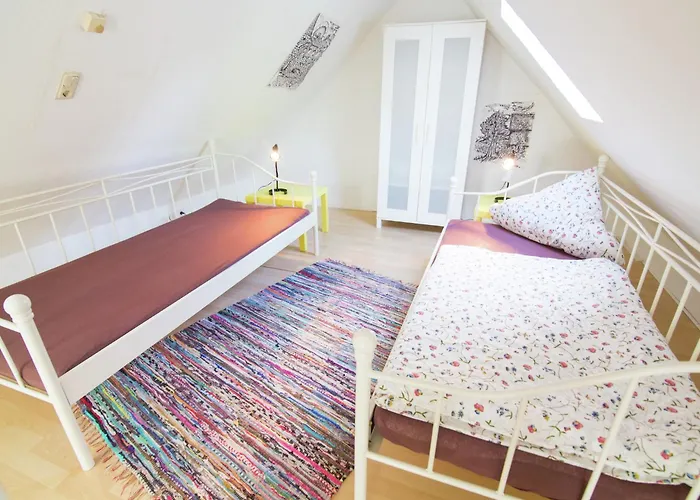 Geraeumiges In Hessen Mit Garten